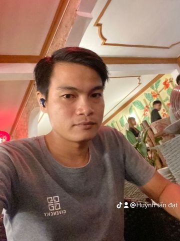 Huỳnh tấn đạt