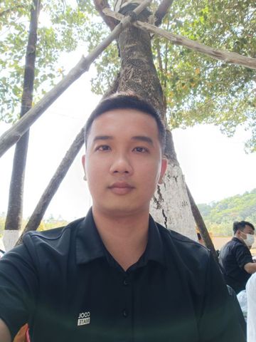 Lê Hoàng Khang