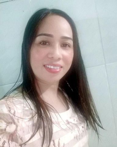 Hồng Nhung