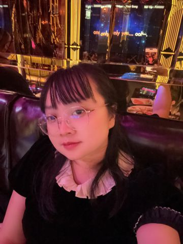 tran nguyen tuong vi