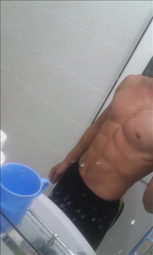 boy gym trung tình