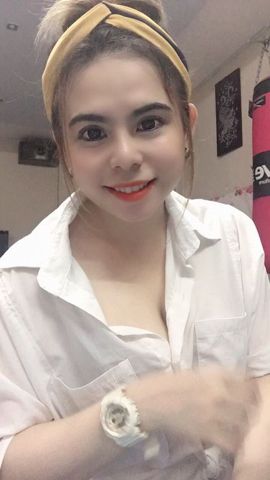 Nhi