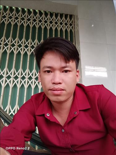 Lê Hoàng Tới