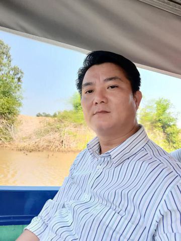 Lẻ Bước