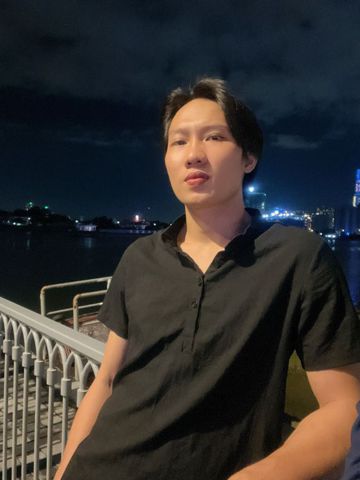 Thái