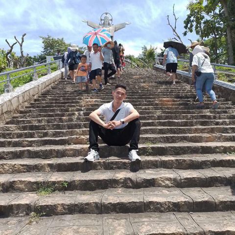 Thuận