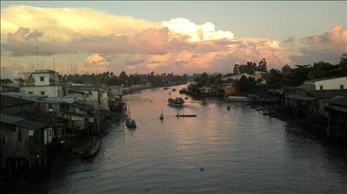 sông hậu nhà quê