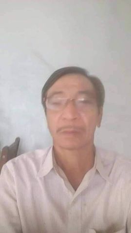 Nguyễn tấn công