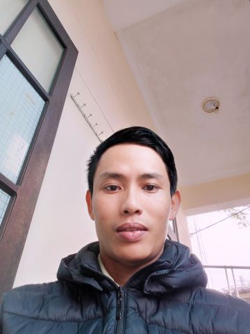 Hùng