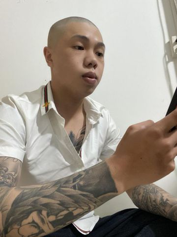 Tuấn