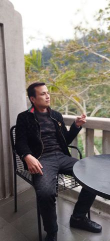 Tuấn