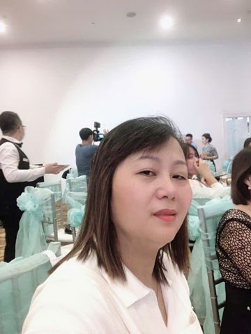 Hồng Nguyễn