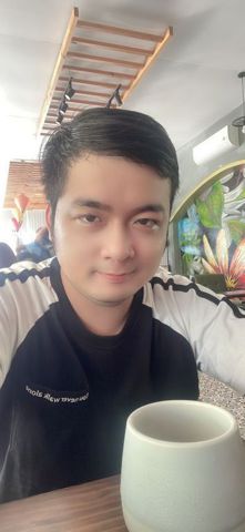 Trần Hoàng Tú