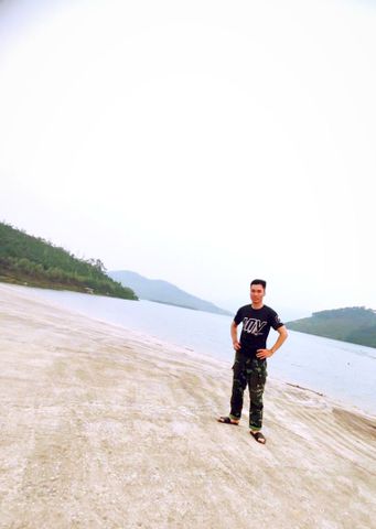 Tùng Phạm