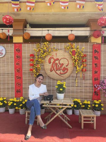 Ngân
