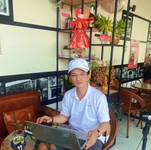 Hoàng Tuấn