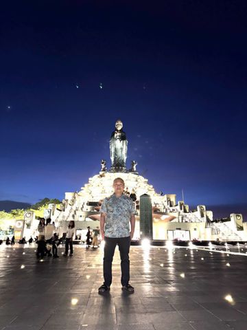 Taka Lee
