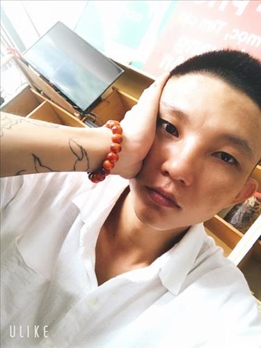 Máu Lạnh