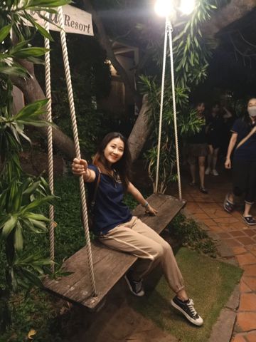 "Tử tế...."
