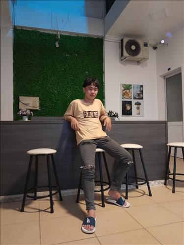 Lại Hoàng Nhựt
