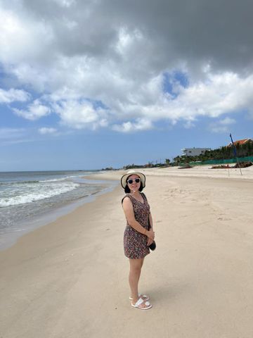 HỒNG NGA