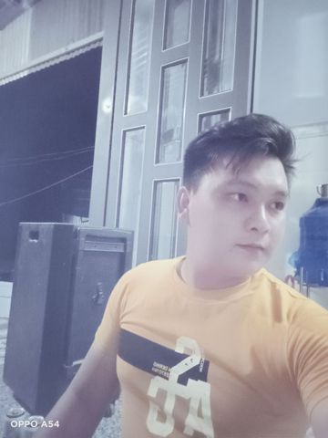 Tuấn