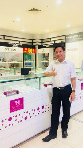Hiển