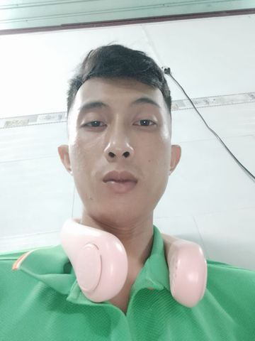 Hùng