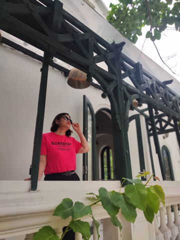 YÊU LẶNG THẦM