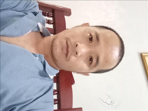 Hoàng Lê