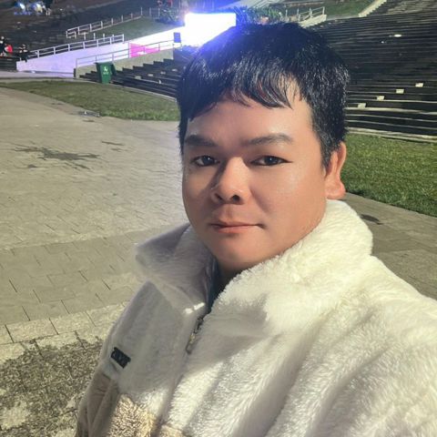 Tới