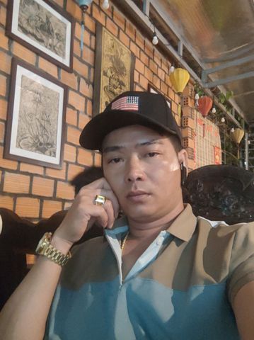 Minh Tú
