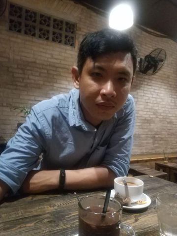 Hùng