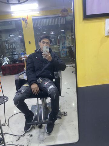 Hữu