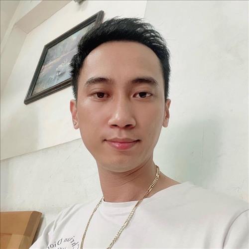 Nguyễn Mạnh Hùng