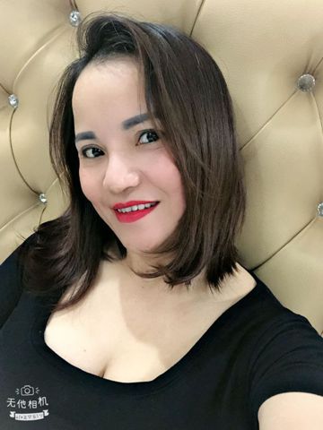 HỒNG NGỌC