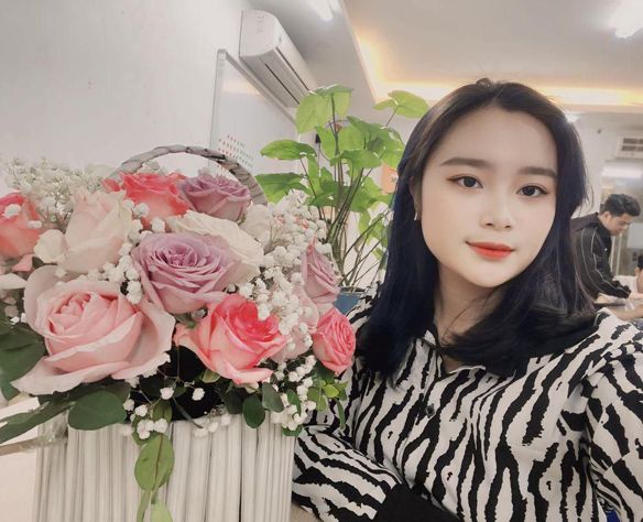 Hồng Thảo