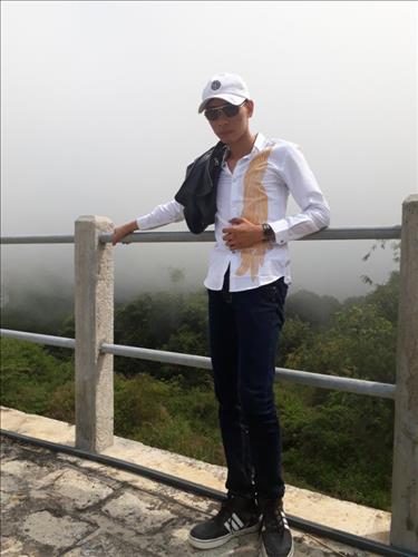 Trần Đạt Trung