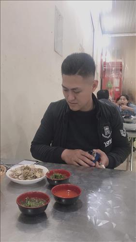 Nguyễn Hoàng