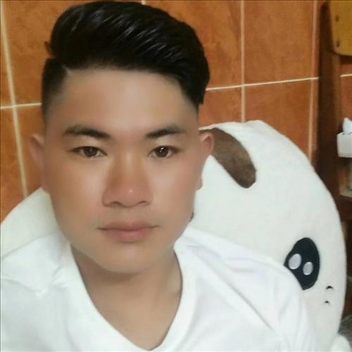 Việt Nguyễn