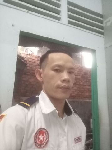 Nguyễn Hoàng Tân