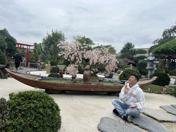 Mr . Dậu