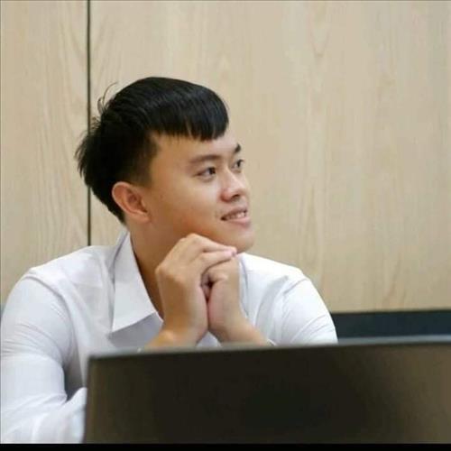 Mến