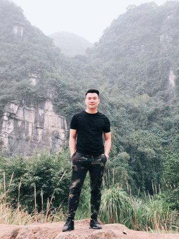 Hùng