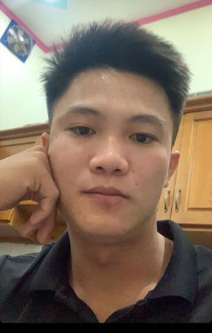 Hùng