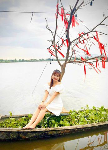 Như Mai