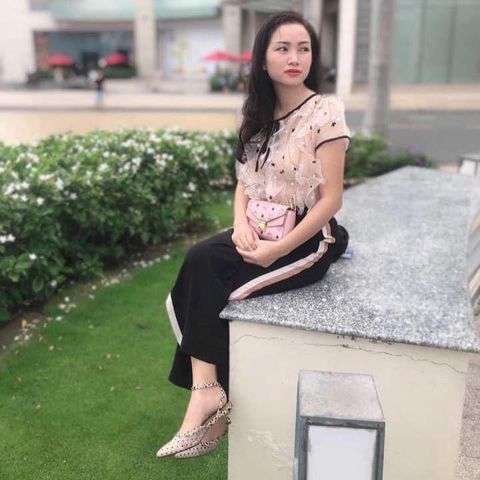 Hồng Anh