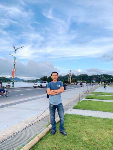 Nhân Nguyễn