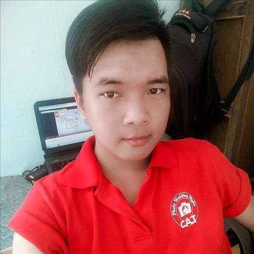 Quốc Hùng