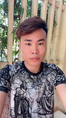 Thái